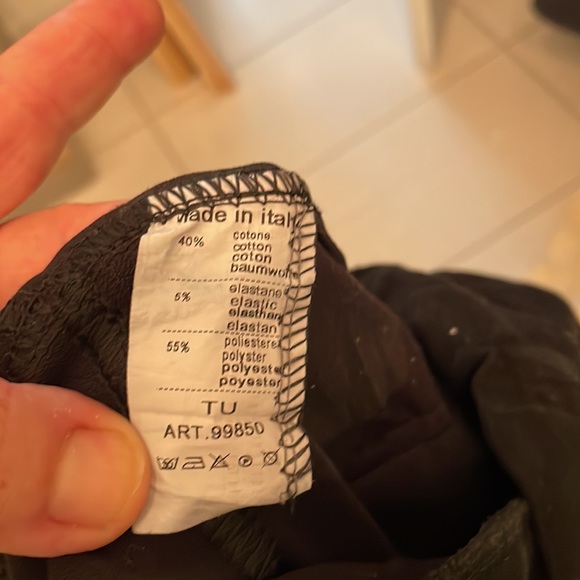 Soft black pants - Picture 4 of 4